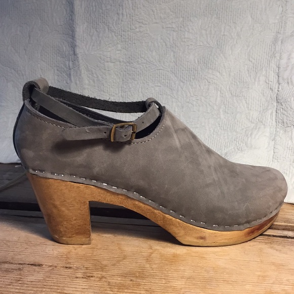 No. 6 Mule Leather & Wooden Heel Clog - 39 - Picture 2 of 10
